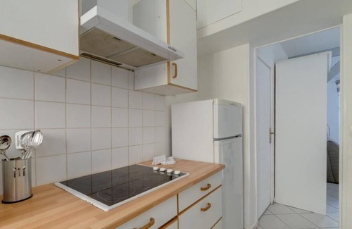 Arpajon Apartment | L'Arpajonnais 6 Cozy Hyper Center Terrace N20