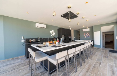 Saint-Hilaire-le-Petit House | L'Artbanne - The Hestia house