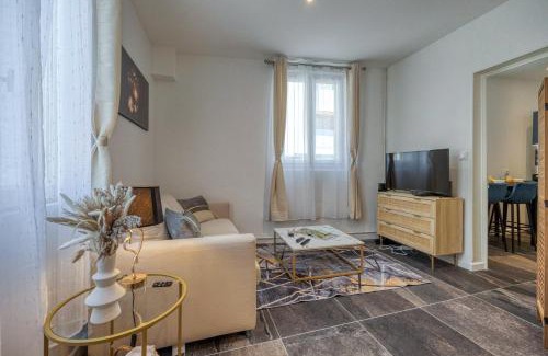Quartier des Eaux-Claires Apartment | L'As de Coeur - Rocade - Tram
