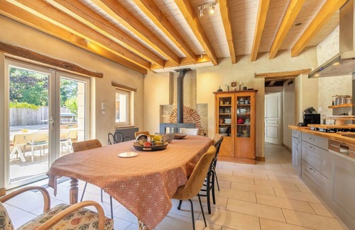 Seur Cottage | L'As de Seur, gîte classé, heated pool + garden, village center