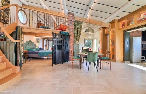 Aubais Villa | L'atelier - Atypical loft with swimming pool and 3* garden