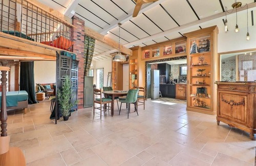Aubais Villa | L'atelier - Atypical loft with swimming pool and 3* garden