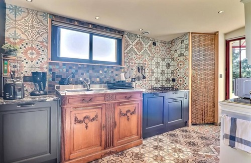 Aubais Villa | L'atelier - Atypical loft with swimming pool and 3* garden