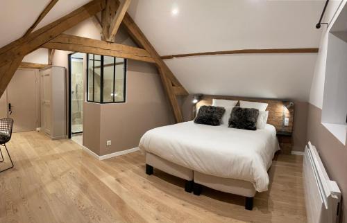 Aumont-en-Halatte Bed & Breakfast | L'Atelier des Magnolias