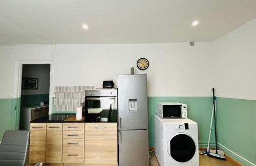 La Fere Apartment | L'Athéna