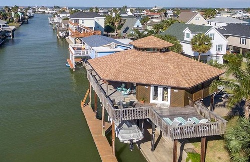 Jamaica Beach House | L'attitudes - Family memories almost guaranteed