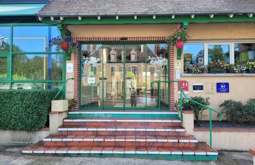 Dompierre-sur-Besbre Hotel | L'AUBERGE DE L'OLIVE