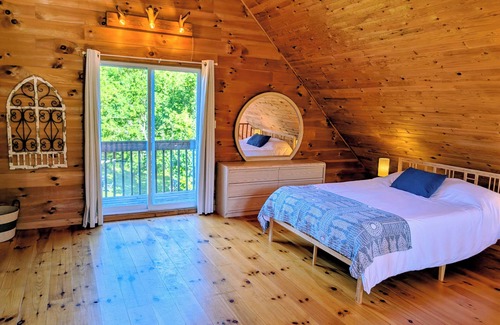 Wakefield Bed & Breakfast | L'Auberge des Collines Private Escape For Two