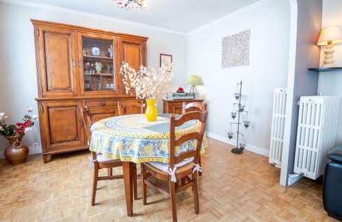 La Fuye-Velpeau Apartment | L'authentique échappée Tourangelle