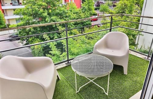 Orvault Apartment | L'Ebenisterie - Sublime Type 2 Lumineux - Grand balcon