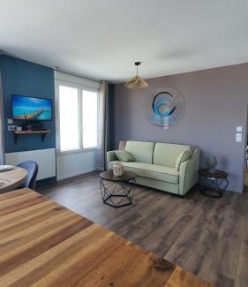 Le Portel Apartment | l'echo des vagues ,face mer, vue imprenable, appartement pour 2 à 4 personnes