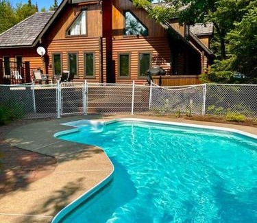 Saint-Faustin-Lac-Carre Ski Chalet | L'Eden
