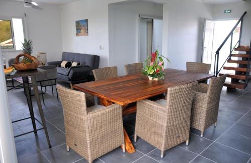 Le Moule Apartment | L'EDEN DE JOSEPHINE