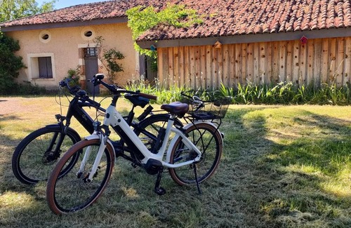 Sainte-Livrade-sur-Lot Bed & Breakfast | L' Embellie sur Lot