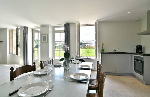 Saint-Meloir-des-Ondes House | L'Emeraude - Charmante maison avec jardin