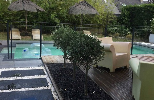 Saint-Jean-des-Mauvrets Cottage | L'Enclume, the forger's lodges