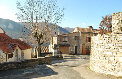 Mostuejouls House | L'endurme self-catering cottage