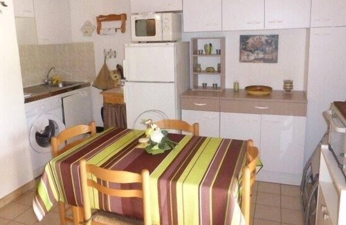Saint-Martin-de-Bromes Apartment | L'Espaï apartment for 4 people