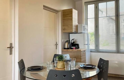 Pouilly-sur-Loire House | L'Espérance overlooking the Loire and vineyards 2