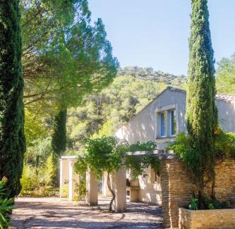 Uchaux Apartment | L'Etang Des Cigales