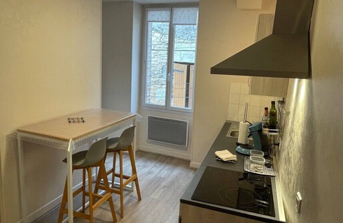 Chablis Apartment | L'eutopia, plein coeur de Chablis, parking gratuit