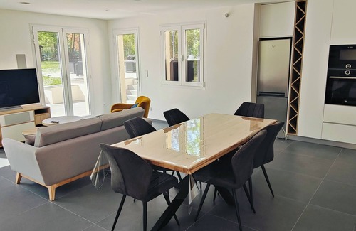 Gouvieux House | L'Extension: Your haven of peace in Gouvieux, near Chantilly