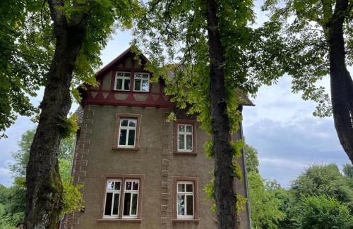 Schmidtheim Apartment | L' Extravagante im Garten von Schloss Schmidtheim