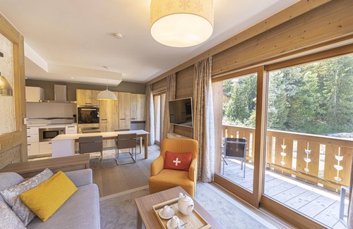Meribel Centre Apartment | L'Hévana* - Apartment 6 people Prestige Méribel Centre