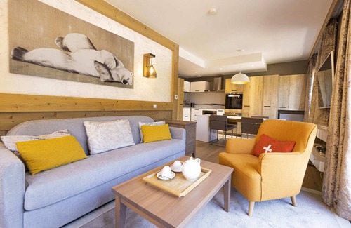 Meribel Centre Apartment | L'Hévana* - Apartment 6 people Prestige Méribel Centre