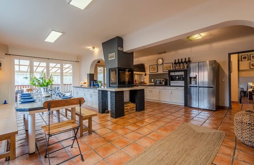 Ustaritz Villa | L'hacienda/Ustaritz/Large pool villa
