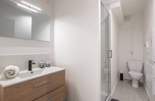 Secteur 2 Apartment | L'harmonieux Appartement Entier Grenoble Centre