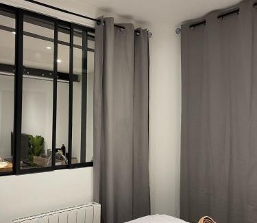 Boucle - Gros Caillou Apartment | L'Herbe ou ville
