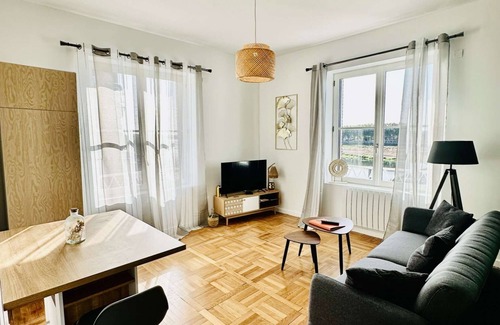 Gien Apartment | L'Herboriste - Le 202 - Two rooms - Gien center