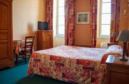 Quarre-les-Tombes Hotel | L'Hotel du Nord - Quarré-les-Tombes