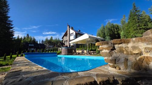 Mykulychyn House | L - Hutir