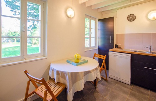 Varengeville-sur-Mer Apartment | L'If, ground floor flat in a beautiful house, close to the beach