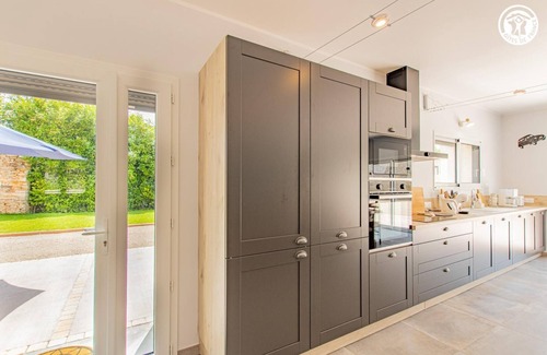 Mancey House | l'Improbable - MANCEY