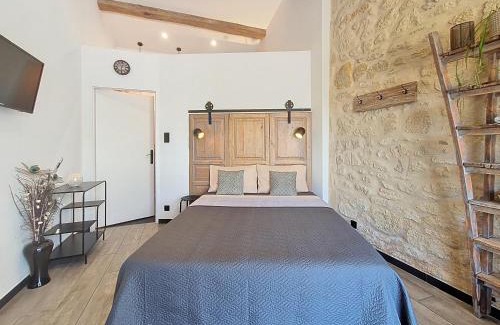 Cubnezais House | L inarretable studio independant