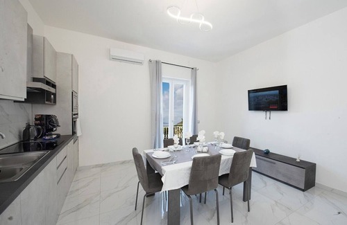 Sarno Apartment | L'Incanto Holiday House