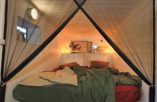 Basse Vallee House | L'incroyable maison de Mamie MECHANT