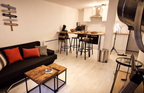 Villefranche-de-Rouergue Apartment | L'Indus 3* Netflix, Disney+, WIFI, Coeur de Bastide