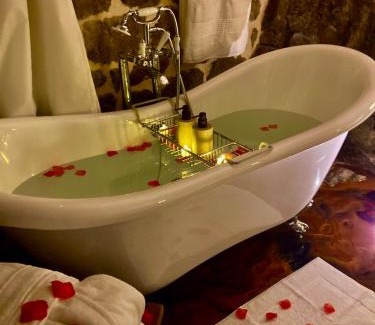 Asperjoc Bed & Breakfast | L'Insolite PALLAS