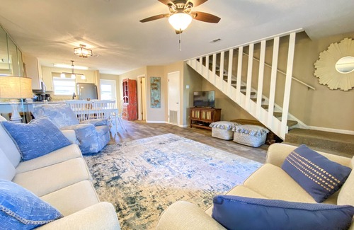 West Panama City Beach House | *L👀K! JUST RELISTED! PRIVATE BOAT LAUNCH — 5 Star ⭐️ ⭐️ ⭐️ Waterfront Condo!*