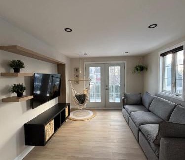 Boischatel Apartment | L Oasis Boheme Hot tub 2 Bedrooms