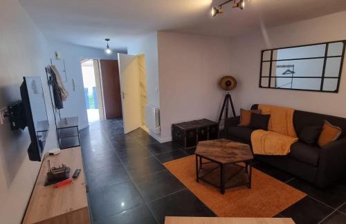 Oyonnax Apartment | L'oasis d'Anatole