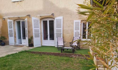 Bourg-de-Peage Apartment | L’Oasis Fleuri