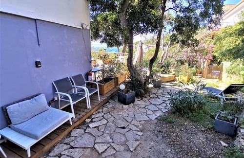 Ile du Levant Apartment | L'Océanite Studio 21m2 Sea view at the end of the Terrace Air conditioned