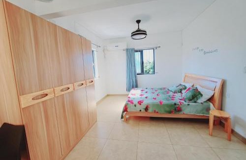 Balaclava Apartment | L'oiseau du Paradis