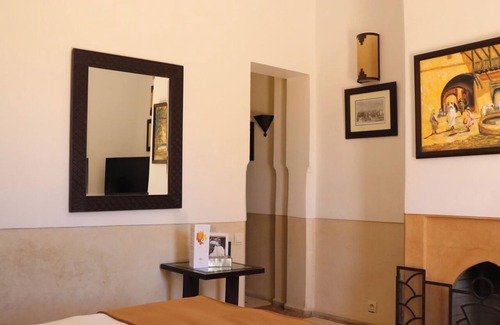 Daoudiate Bed & Breakfast | L'oiseau Jaune & Bleu Palmeraie 40 Sleeps