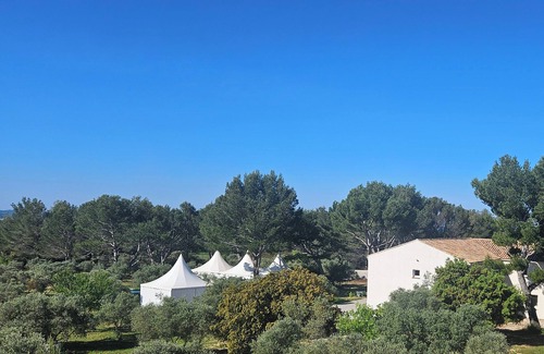 Pelissanne Apartment | L'OLÉASTRE Apartment 80 M2 2 bedrooms with private bathroom 28 m2 each